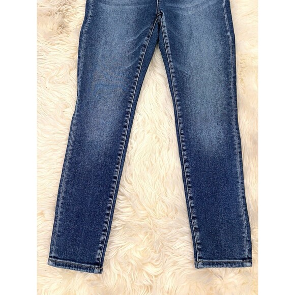 Pinkblush Medium Wash Stretch Skinny Maternity Jeans size 25 Blue - Picture 7 of 11